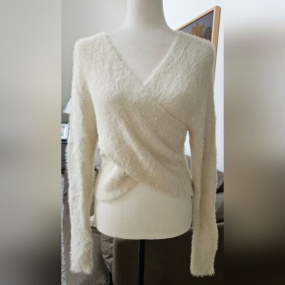 Sadie & Sage Women's Fuzzy Crossover Sweater - Picture 1 of 4